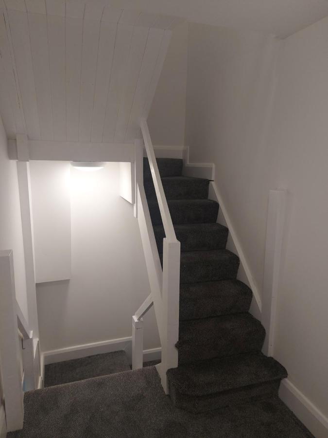 Tribeca Stay Голуэй Экстерьер фото