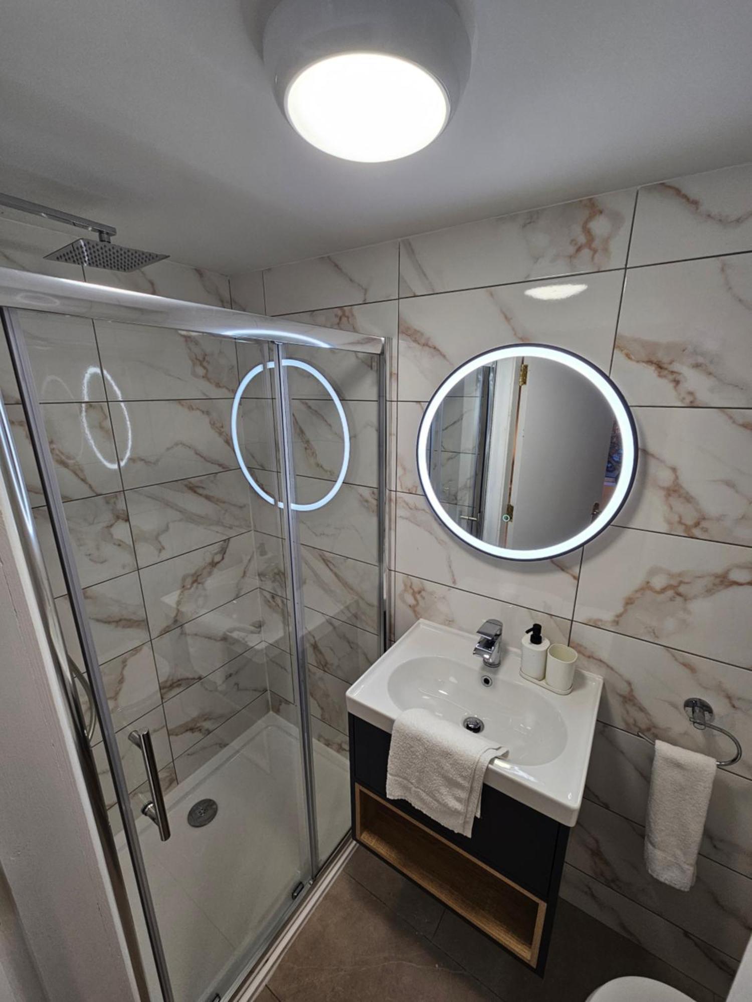 Tribeca Stay Голуэй Экстерьер фото